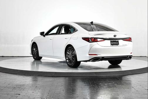 2025 Lexus ES 350 Luxury