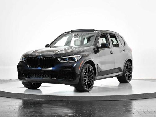 2022 BMW X5 M50i