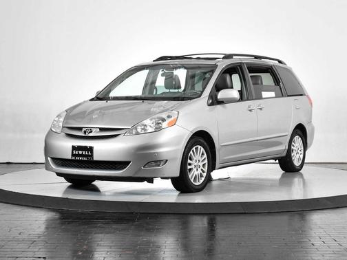 2009 Toyota Sienna XLE