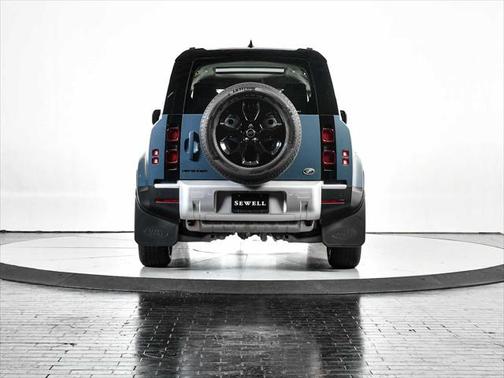 2020 Land Rover Defender 110 Standard