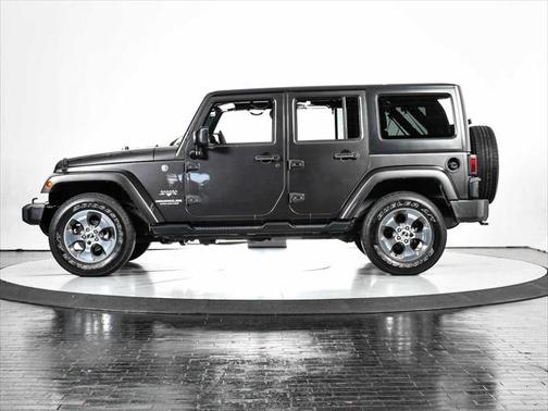 2017 Jeep Wrangler Unlimited Sahara