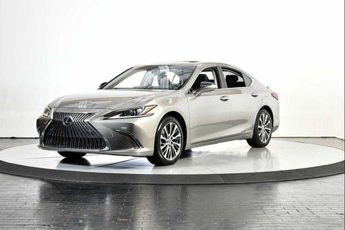 2019 Lexus ES 300h Base