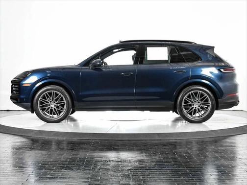 2024 Porsche Cayenne AWD
