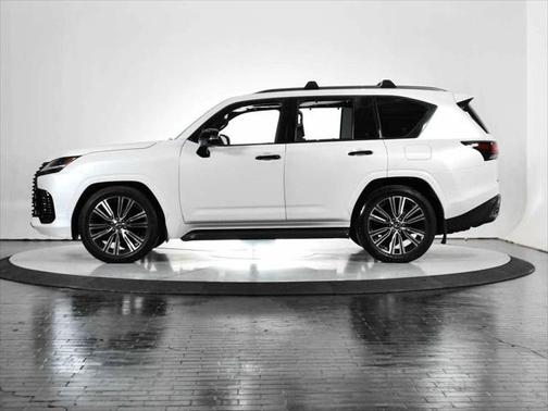 2024 Lexus LX 600 Luxury