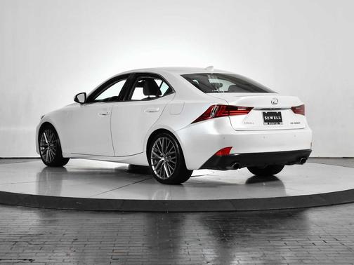 2016 Lexus IS 200t Base