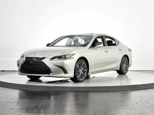 2023 Lexus ES 300h Base