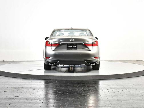 2017 Lexus ES 350 Base