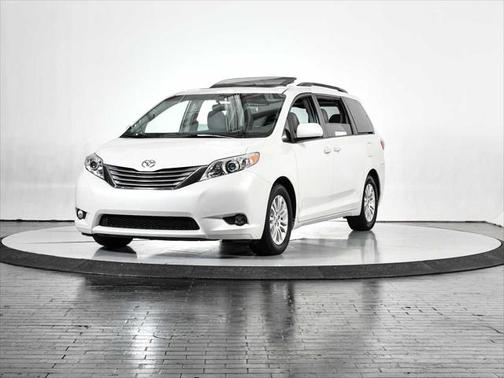 2016 Toyota Sienna XLE Premium