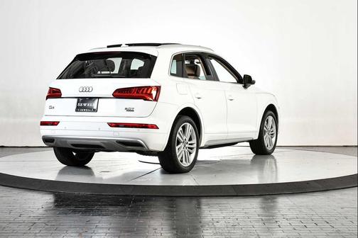 2018 Audi Q5 2.0T Premium Plus