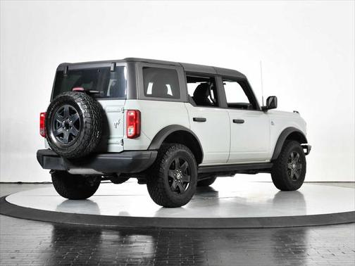 2022 Ford Bronco Black Diamond