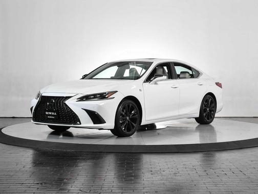2024 Lexus ES 300h F SPORT Handling