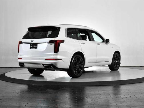 2021 Cadillac XT6 Premium Luxury FWD