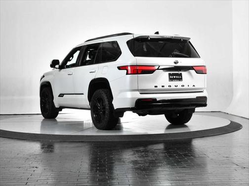 2023 Toyota Sequoia Platinum