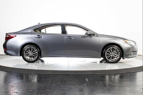 Nebula Gray Pearl 2014 Lexus ES 350 Base