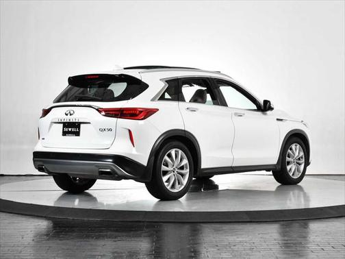 2019 INFINITI QX50 ESSENTIAL