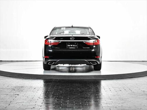 2018 Lexus ES 350 Base