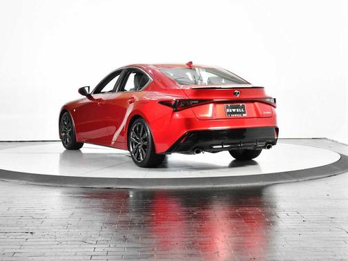 Infrared 2022 Lexus IS 350 Base