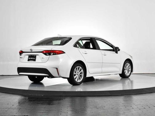 2020 Toyota Corolla XLE