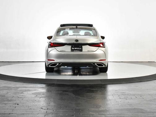 Moonbeam Beige Metallic 2024 Lexus ES 350 Luxury