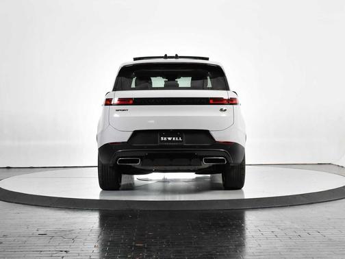 2023 Land Rover Range Rover Sport SE