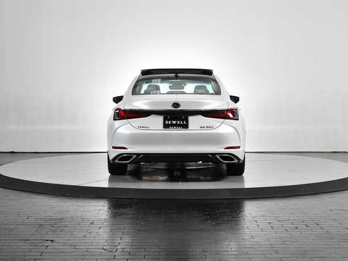 2023 Lexus ES 350 Base