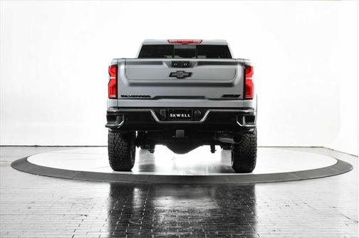 2025 Chevrolet Silverado 2500 4WD Crew Cab Standard Bed ZR2