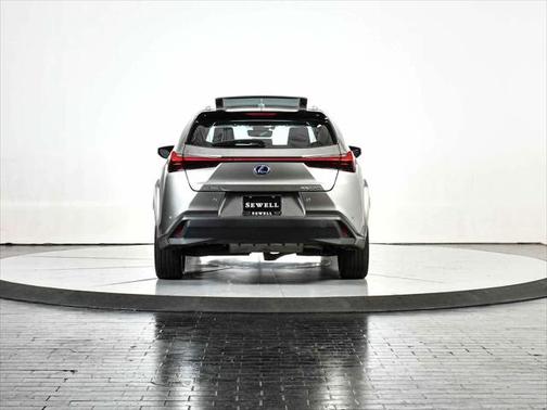 2022 Lexus UX 250h Base