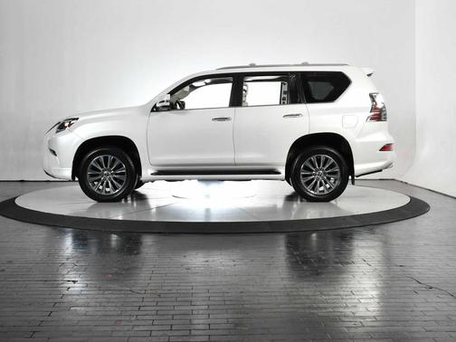 Eminent White Pearl 2023 Lexus GX 460 Luxury