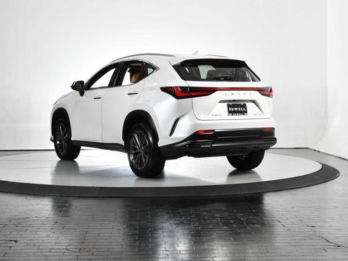 Eminent White Pearl 2025 Lexus NX 250 Premium