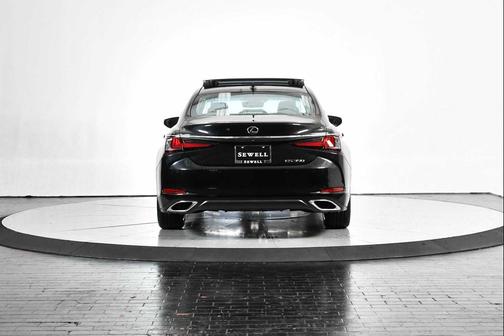 2025 Lexus ES 350 Ultra Luxury