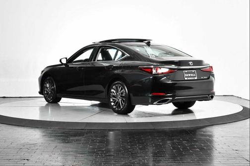 2025 Lexus ES 350 Ultra Luxury