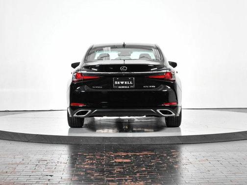 2024 Lexus ES 350 Base