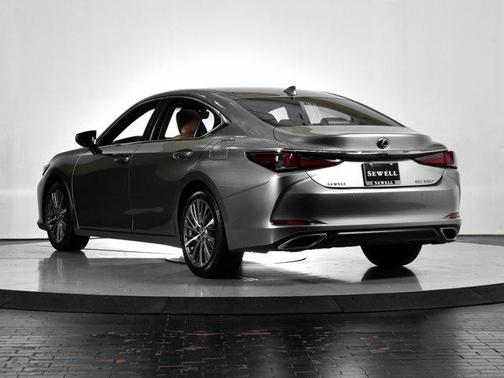 2021 Lexus ES 350 Base