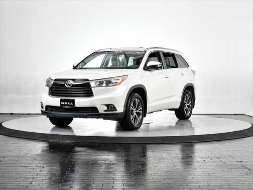 2016 Toyota Highlander XLE