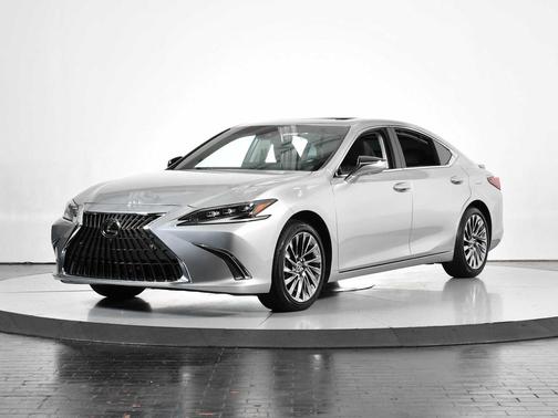 2025 Lexus ES 300h Ultra Luxury