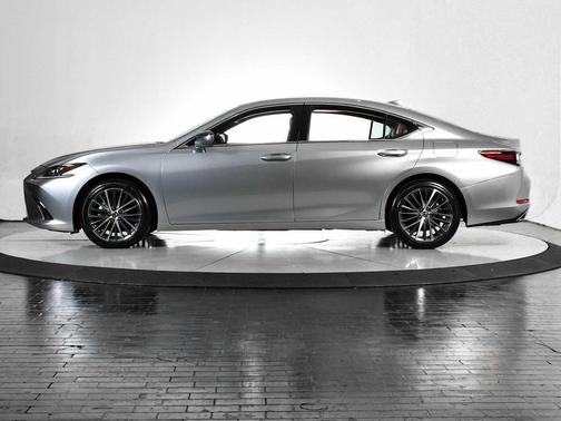2023 Lexus ES 350 Base
