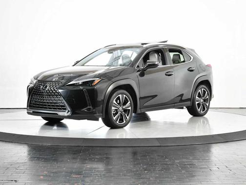 Caviar 2025 Lexus UX 300h Base