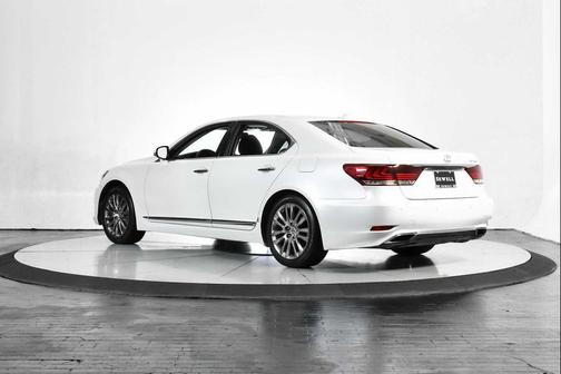 Starfire Pearl 2013 Lexus LS 460 Base