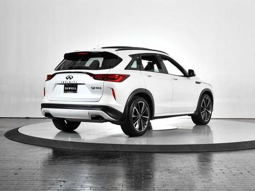 2024 INFINITI QX50 SPORT