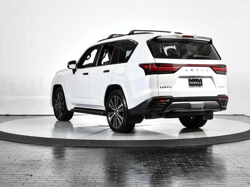 2023 Lexus LX 600 Luxury