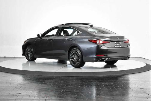 2025 Lexus ES 350 Base