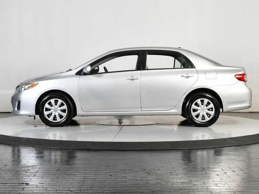 2011 Toyota Corolla LE