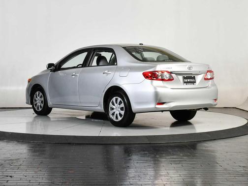 2011 Toyota Corolla LE