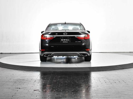 2017 Lexus ES 350 Base