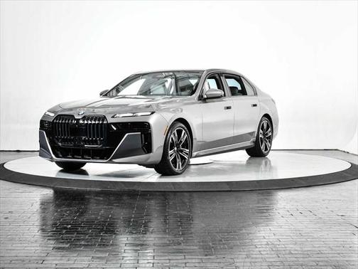 2023 BMW 740 i