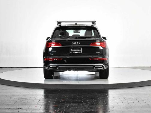 2022 Audi Q5 55 S line Premium