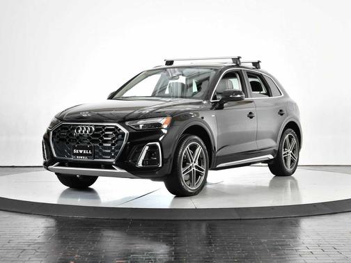 2022 Audi Q5 55 S line Premium