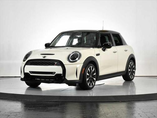 2023 MINI Hardtop Cooper S
