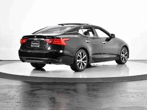 Super Black 2016 Nissan Maxima 3.5 Platinum