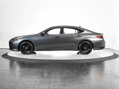 2022 Lexus ES 350 Base